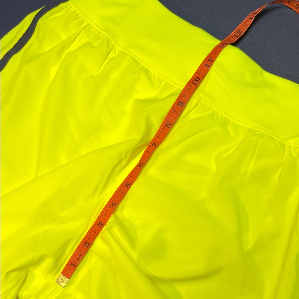 Under Armour Men’s Bright Yellow Athletic Shorts - Picture 11 of 13